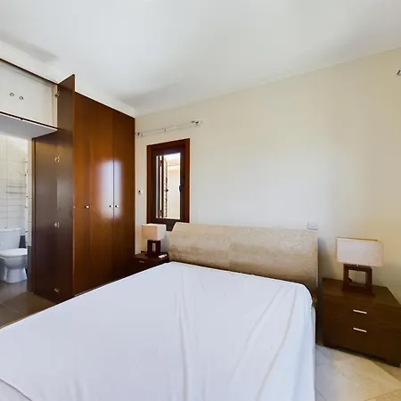 Villa Fabulous Front House With Pool *