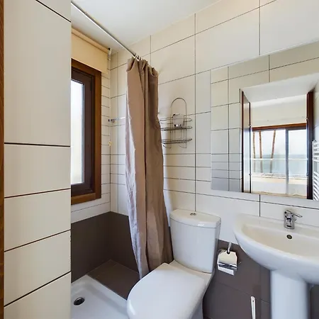 Villa Fabulous Front House With Pool *