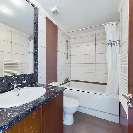 Vila Fabulous Front House With Pool Larnaca